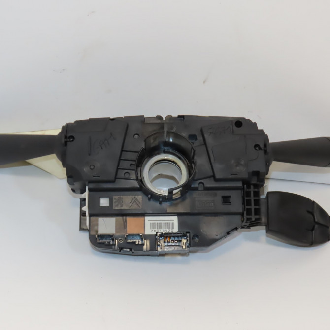 Bloc commodos occasion PEUGEOT 208 208 Phase 1 2012-03-01->2015-09-30 1.6 E-HDI 92ch 98081769ZD 2