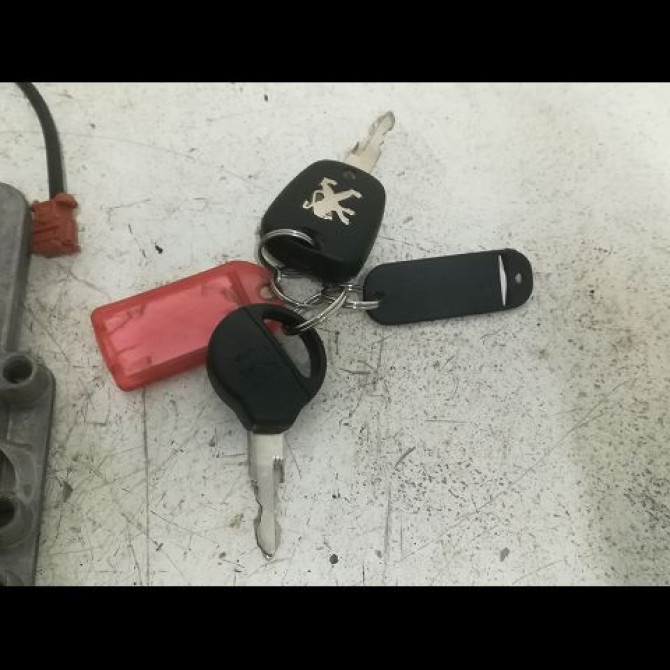 Calculateur moteur occasion PEUGEOT 206 + Phase 1 03-2009->05-2013 1.4 HDI 70ch 2