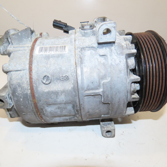 Compresseur air conditionne occasion  926000373R 2