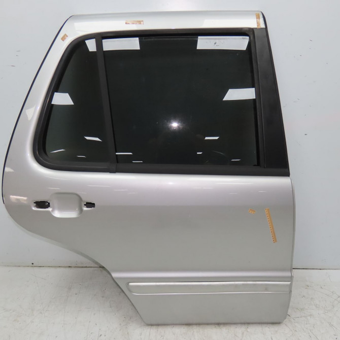 Porte arrière droite occasion MERCEDES CLASSE ML I 1