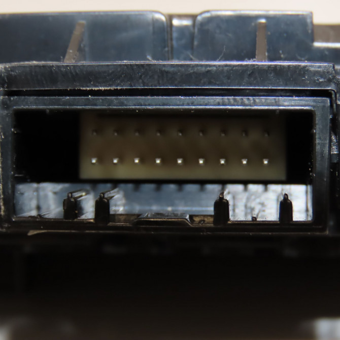 Bouton de warning occasion DACIA DUSTER Phase 2 09-2013->... 283E86420R 3