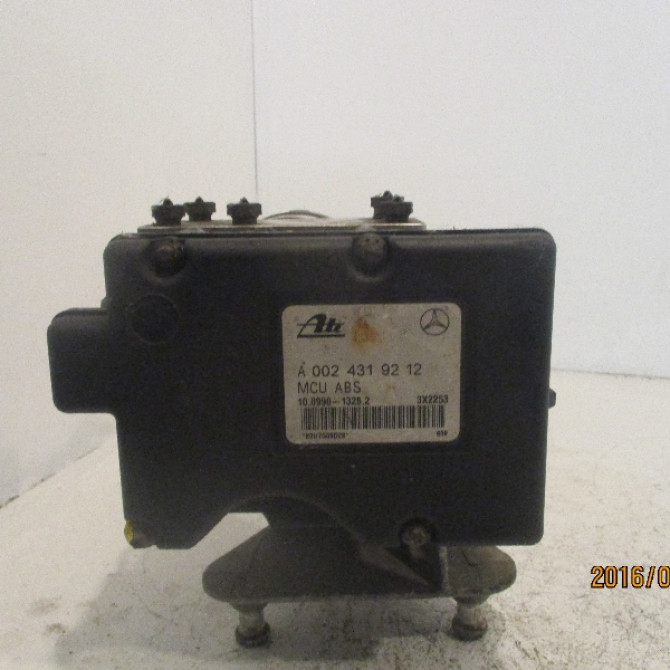 Unité hydraulique ABS occasion MERCEDES CLASSE C II Phase 1 05-2000->03-2004 C 220 CDI 44316612 1
