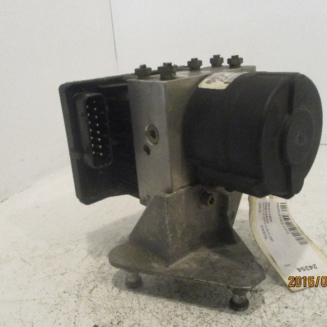 Unité hydraulique ABS occasion MERCEDES CLASSE C II Phase 1 05-2000->03-2004 C 220 CDI 44316612 3
