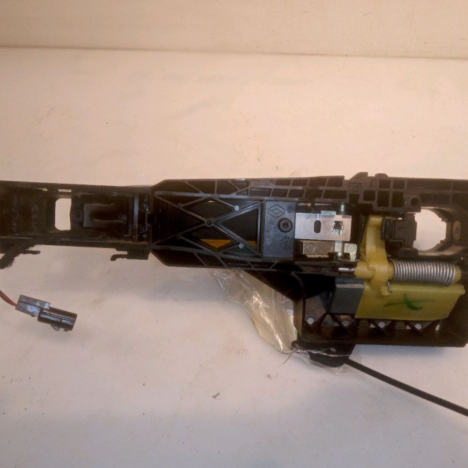 Poignee ext porte ard occasion RENAULT SCENIC IV Phase 1 04-1995->04-1999 1.6 DCI 130ch 806064489R 2