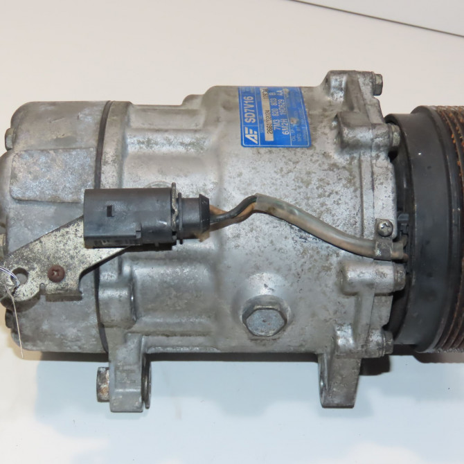 Compresseur air conditionne occasion VOLKSWAGEN SHARAN I Phase 3 01-2004->09-2010 7M3820803C 3