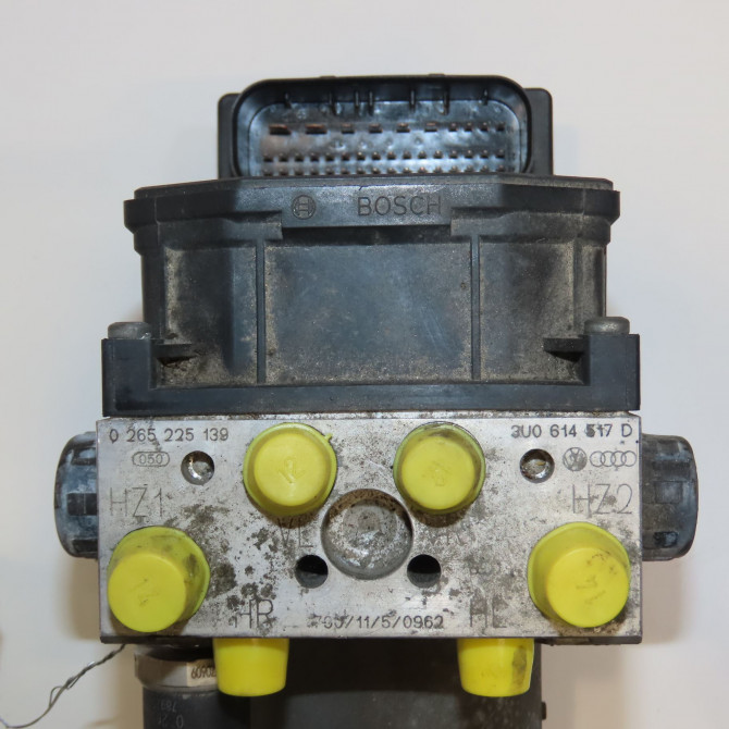 Unité hydraulique ABS occasion SKODA SUPERB I Phase 1 06-2002->06-2008 1.9 TDI 130ch 3U0614517E 2