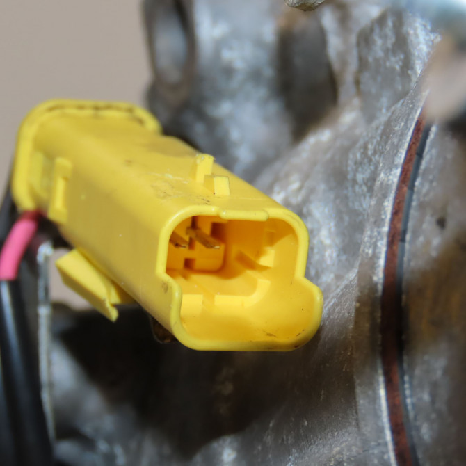 Compresseur air conditionne occasion  9829934580 4