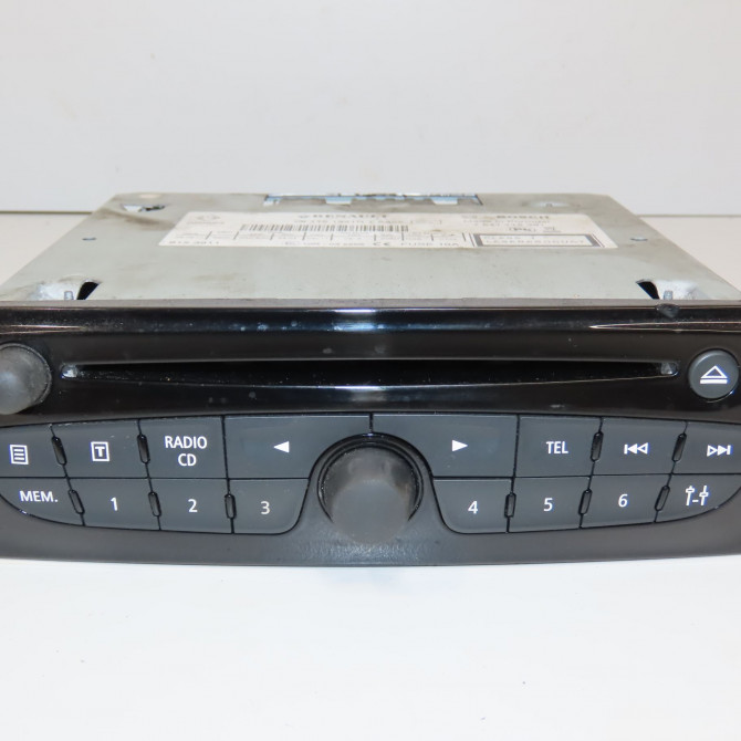 Autoradio occasion RENAULT CLIO III Phase 2 03-2009->12-2014 1.5 DCI 75ch 281157237R 1