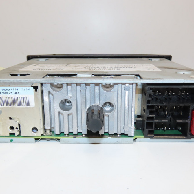 Autoradio occasion RENAULT CLIO III Phase 2 03-2009->12-2014 1.5 DCI 75ch 281157237R 2