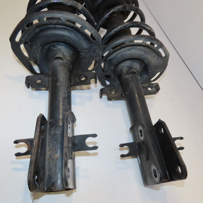 Amortisseur avant droit occasion RENAULT LAGUNA II Phase 2 03-2005->09-2007 2.2 DCI 150ch 8200620378 3