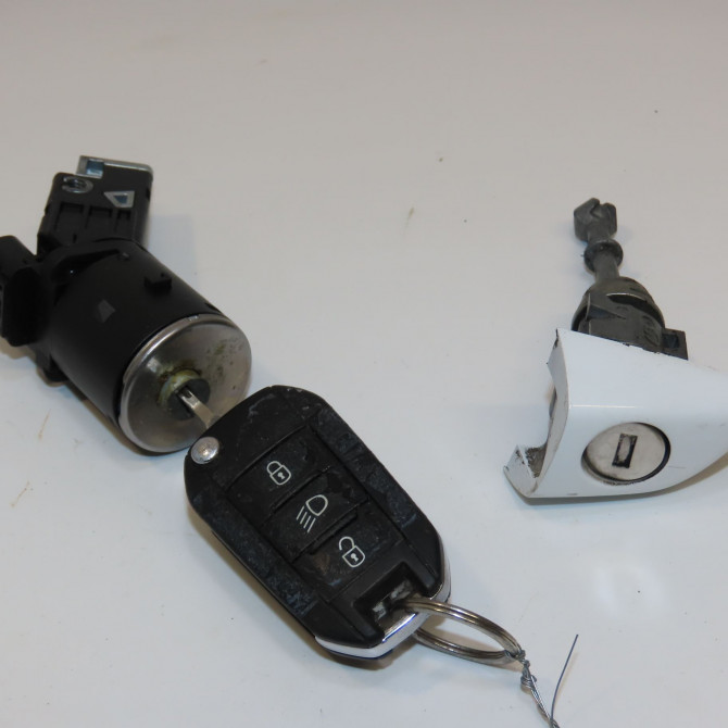 Kit serrures + antivol occasion PEUGEOT 308 II 308 II Phase 1 2013-06-01->2017-08-31 1.6 e-HDi 115ch 1610783580 1