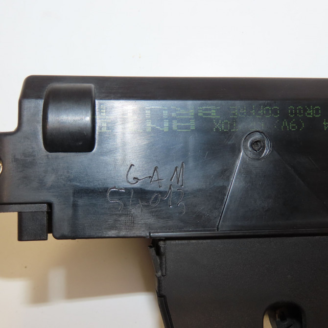 Serrure coffre arrière occasion PEUGEOT 407 Phase 1 04-2004->07-2008 1.6 HDI 16v 5