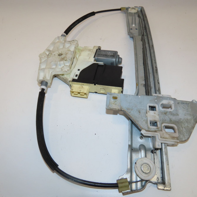 Mecanisme+moteur leve-glace avg occasion CITROEN C4 I Phase 1 11-2004->07-2008 1.6i 16v 9221V1 2