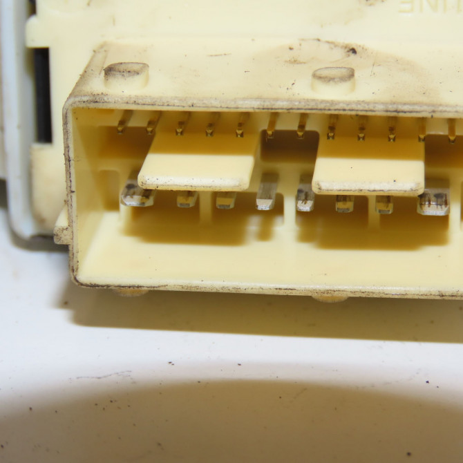 Mecanisme+moteur leve-glace avg occasion CITROEN C4 I Phase 1 11-2004->07-2008 1.6i 16v 9221V1 3