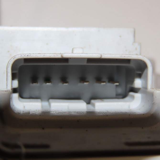 Serrure porte ard occasion CITROEN C4 I Phase 1 11-2004->07-2008 1.6i 16v 9138T6 2