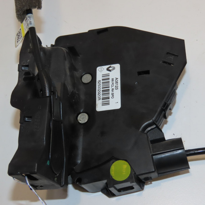 Serrure porte ard occasion RENAULT ESPACE V Phase 1 02-2015->... 1.6 DCI 160ch 825021381R 2