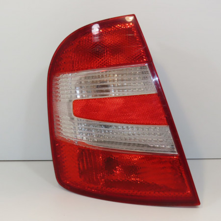 Feu arrière gauche occasion SKODA FABIA I Phase 2 09-2004->05-2007 1.2i 55ch 6Y6945111C