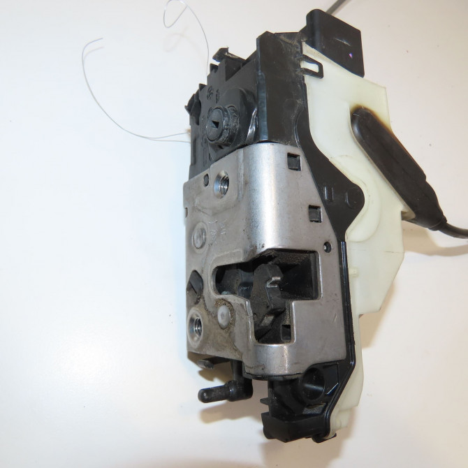 Serrure porte avd occasion CITROEN C4 II Phase 2 11-2014->... 1.6 blueHDI 100ch 9136GR 2