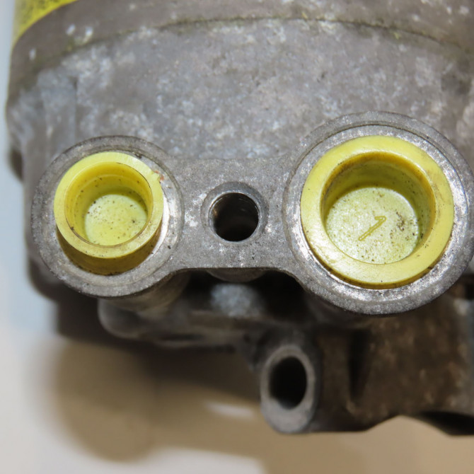 Compresseur air conditionne occasion OPEL MERIVA I Phase 2 01-2006->09-2010 1.6 TWINPORT 93168625 4