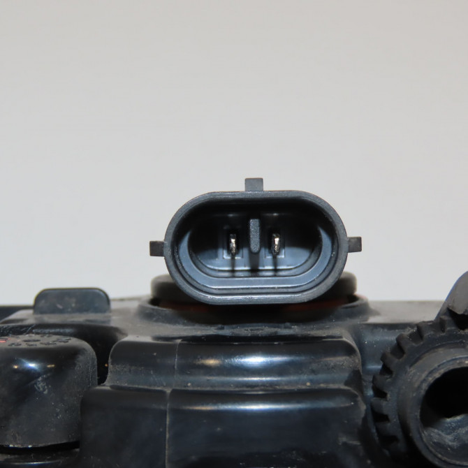 Phare antibrouillard avant gauche occasion NISSAN MICRA III Phase 2 11-2005->11-2007 1.5 DCI 86ch 2615589925 3