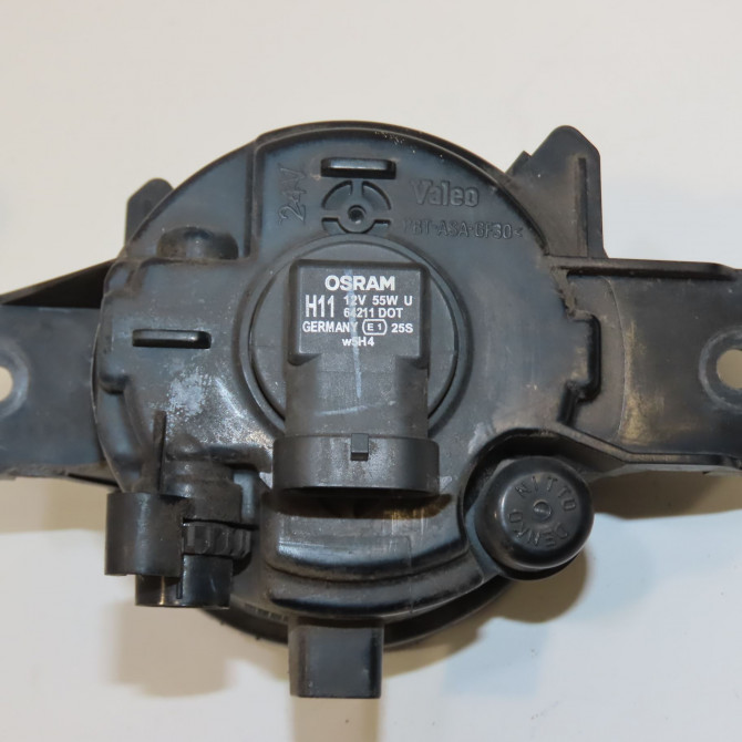 Phare antibrouillard avant droit occasion NISSAN MICRA III Phase 2 11-2005->11-2007 1.5 DCI 86ch 2615089925 2