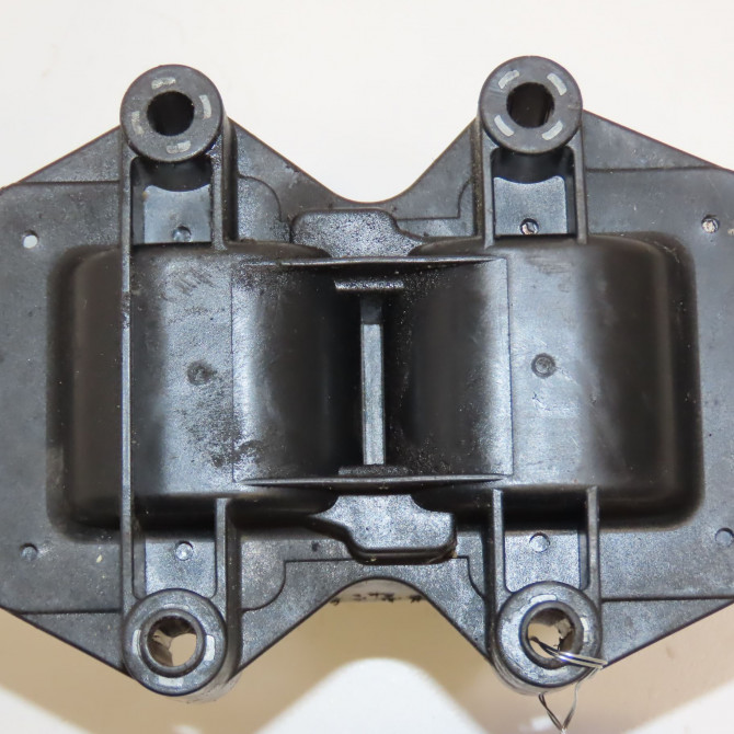 Bobine allumage occasion PEUGEOT 106 Phase 2 04-1996->09-2003 1.1i 597070 3