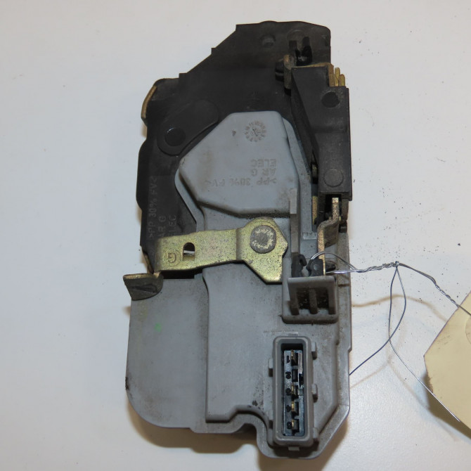 Serrure porte arg occasion PEUGEOT 206 Phase 1 09-1998->03-2009 2.0 HDI 9137E5 2