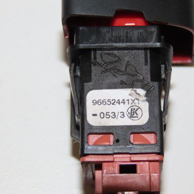 Bouton de warning occasion PEUGEOT 5008 I Phase 1 11-2009->12-2013 1.6 HDI 112ch 624344 3