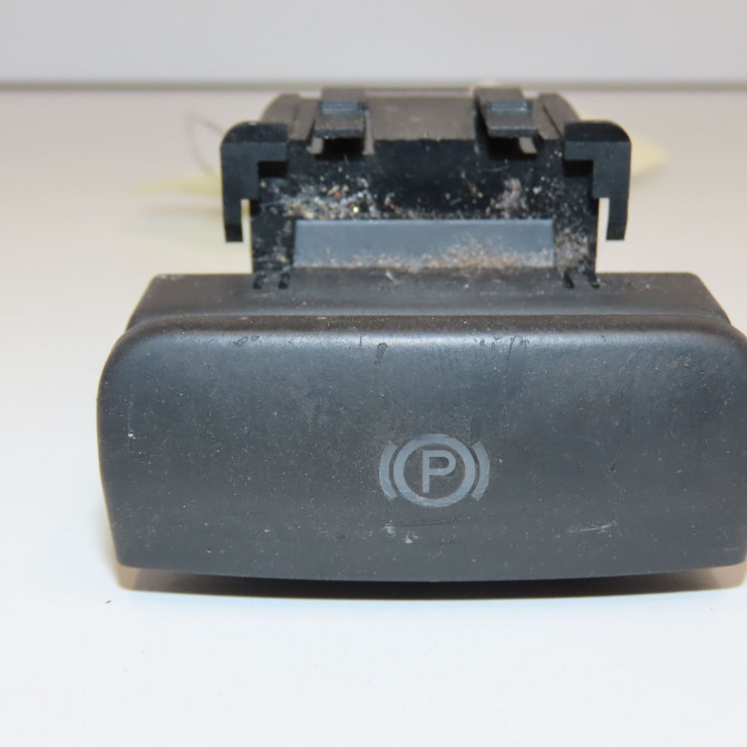 Interrupteur commande de frein a main occasion PEUGEOT 5008 I Phase 1 11-2009->12-2013 1.6 HDI 112ch 1