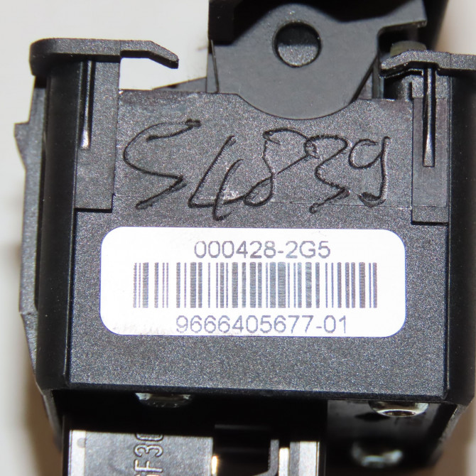 Interrupteur commande de frein a main occasion PEUGEOT 5008 I Phase 1 11-2009->12-2013 1.6 HDI 112ch 3