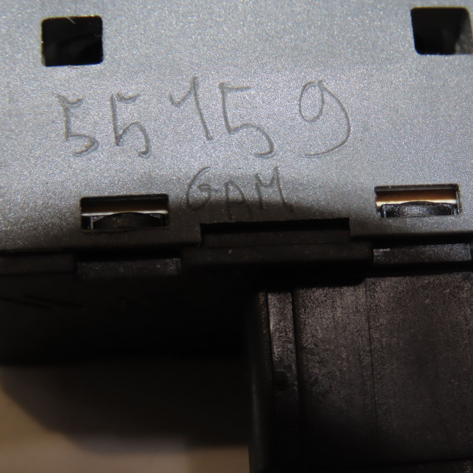 Commande leve-glace porte arrière droite occasion CITROEN C5 I Phase 1 03-2001->09-2004 2.0i 6554Z4 4