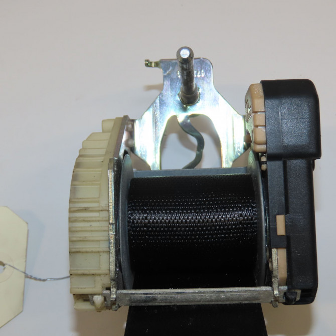 Ceinture avant gauche occasion OPEL CORSA III Phase 2 08-2003->09-2006 13181455 2