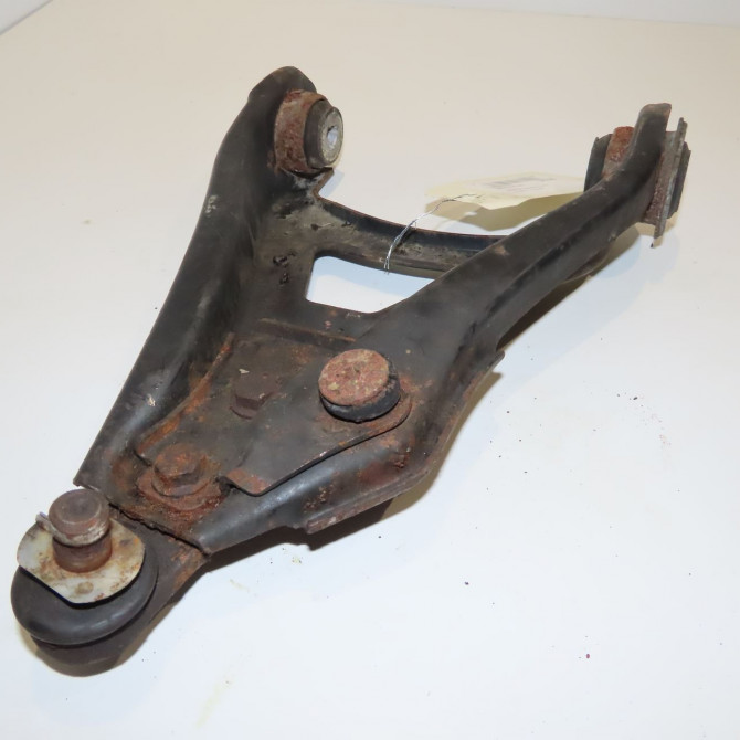 Triangle inf avg occasion RENAULT KANGOO I Phase 2 03-2003->06-2010 1.5 DCI 70ch 8200942417 1