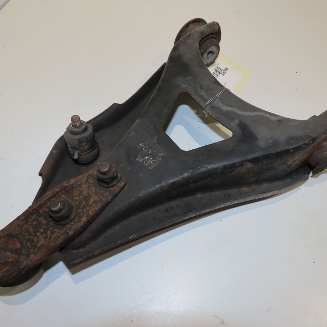 Triangle inf avg occasion RENAULT KANGOO I Phase 2 03-2003->06-2010 1.5 DCI 70ch 8200942417 2