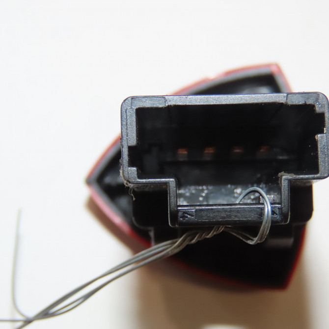 Bouton de warning occasion RENAULT LAGUNA II Phase 1 11-2000->03-2005 1.9 DCI 110ch 252904889R 3