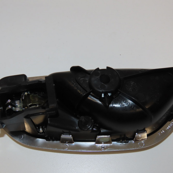 Poignee int porte ard occasion RENAULT ESPACE V Phase 1 02-2015->... 1.6 DCI 160ch 826725250R 2