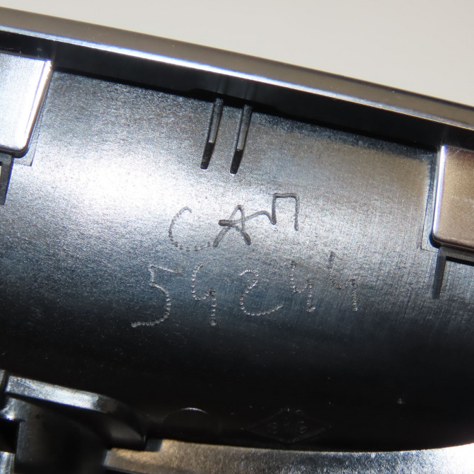 Poignee int porte ard occasion RENAULT ESPACE V Phase 1 02-2015->... 1.6 DCI 160ch 826725250R 3