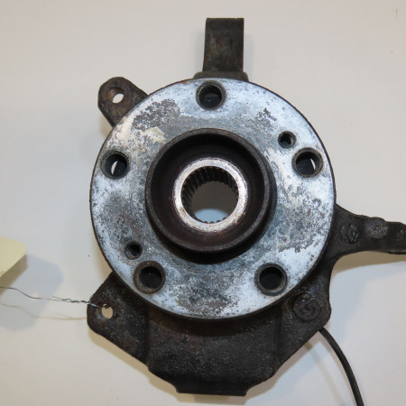 Moyeu avg occasion RENAULT ESPACE IV Phase 1 09-2002->03-2006 3.0 DCI 8200570190