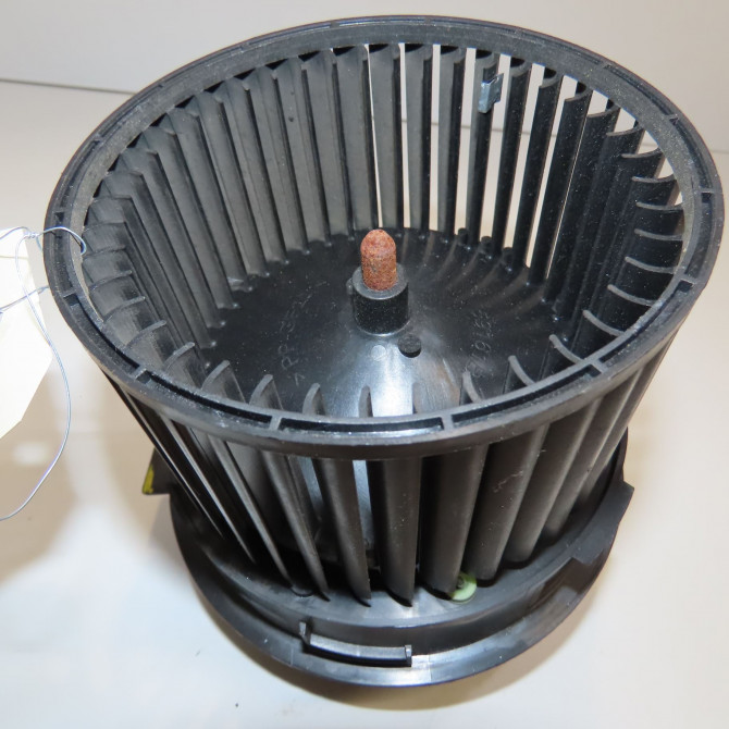 Ventilateur de chauffage occasion DACIA DUSTER Phase 2 09-2013->... 272102762R 2