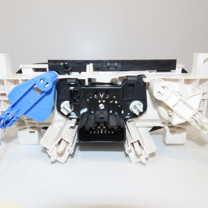 Commande de chauffage occasion  275107242R 2