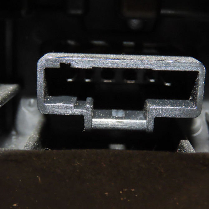 Feu arrière droit occasion  265502081R 3