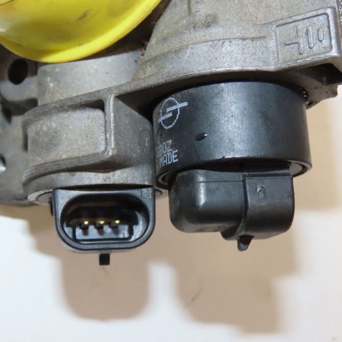 Boitier papillon occasion FIAT PANDA II Phase 1 09-2003->12-2012 1.2i 60ch 77363298 3