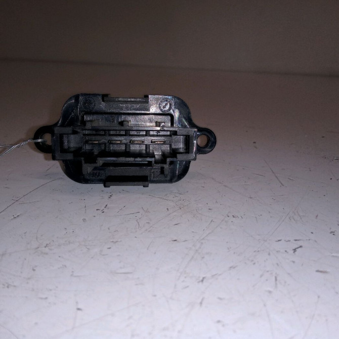 Resistance de chauffage occasion RENAULT TWINGO III Phase 1 06-2014->... 0.9 TCE 12v 90ch 271504373R 2