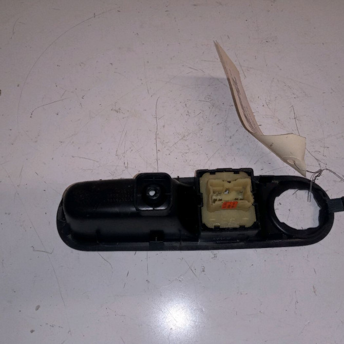 Commande lève-glace porte avant gauche occasion RENAULT TWINGO III Phase 1 06-2014->... 0.9 TCE 12v 90ch 254110431R 2