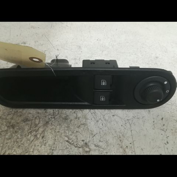 Commande lève-glace porte avant gauche occasion RENAULT TWINGO III Phase 1 06-2014->... 254110431R 1