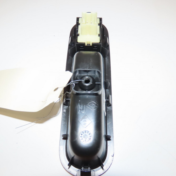 Commande lève-glace porte avant droite occasion RENAULT TWINGO III Phase 1 06-2014->... 1.0 SCE 12v 70ch 2