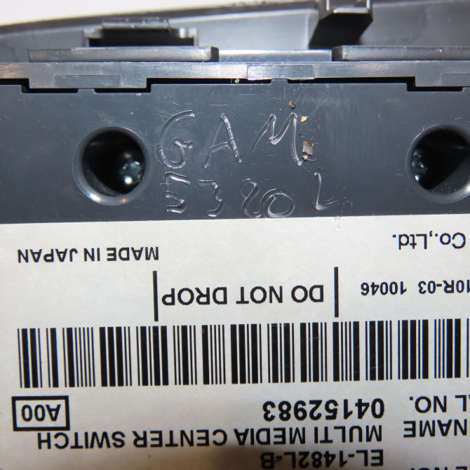 Commande autoradio occasion RENAULT SCENIC III Phase 2 12-2011->03-2013 1.6 DCI 130ch 8