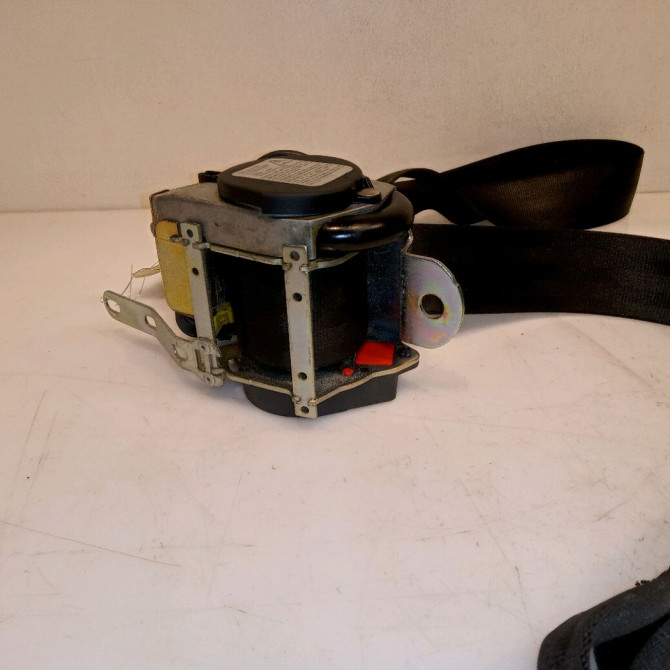 Ceinture avant droite occasion VOLKSWAGEN POLO IV Phase 2 05-2005->09-2009 1.2 65ch 6Q3857706JRAA 2