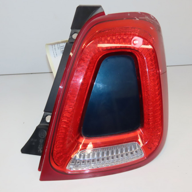 Feu arrière droit occasion FIAT 500 II phase 2 04-2014->... 1.2i 69ch 52007422 1