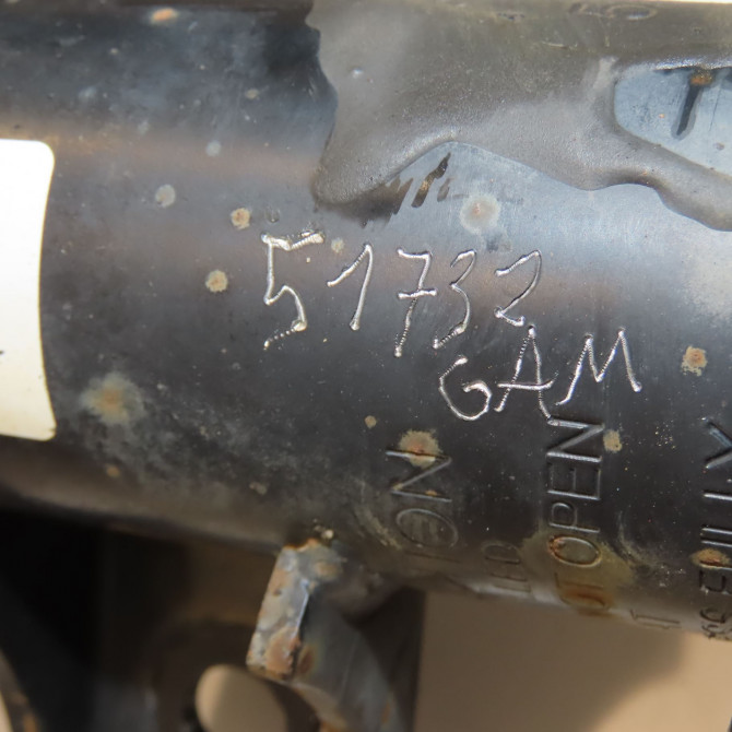 Amortisseur avant droit occasion  546613U500 3